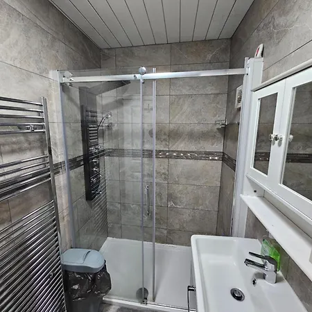 Pansiyon Monyhull - Near Centre Kingsheath Nia Nec Bhx
