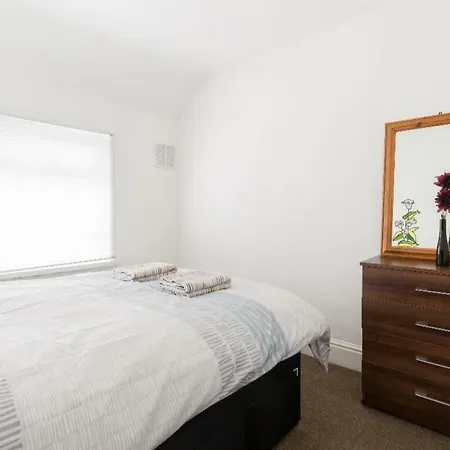 Monyhull - Near Centre Kingsheath Nia Nec Bhx Pansiyon